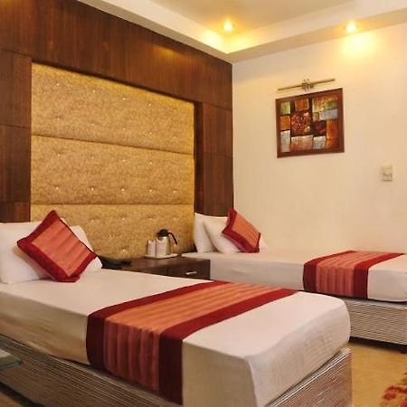 Hotel City Height - Delhi Ncr Id Not Accepted New Delhi Bagian luar foto