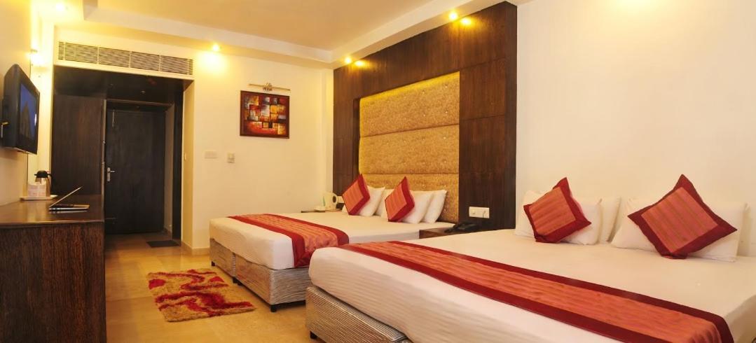 Hotel City Height - Delhi Ncr Id Not Accepted New Delhi Bagian luar foto