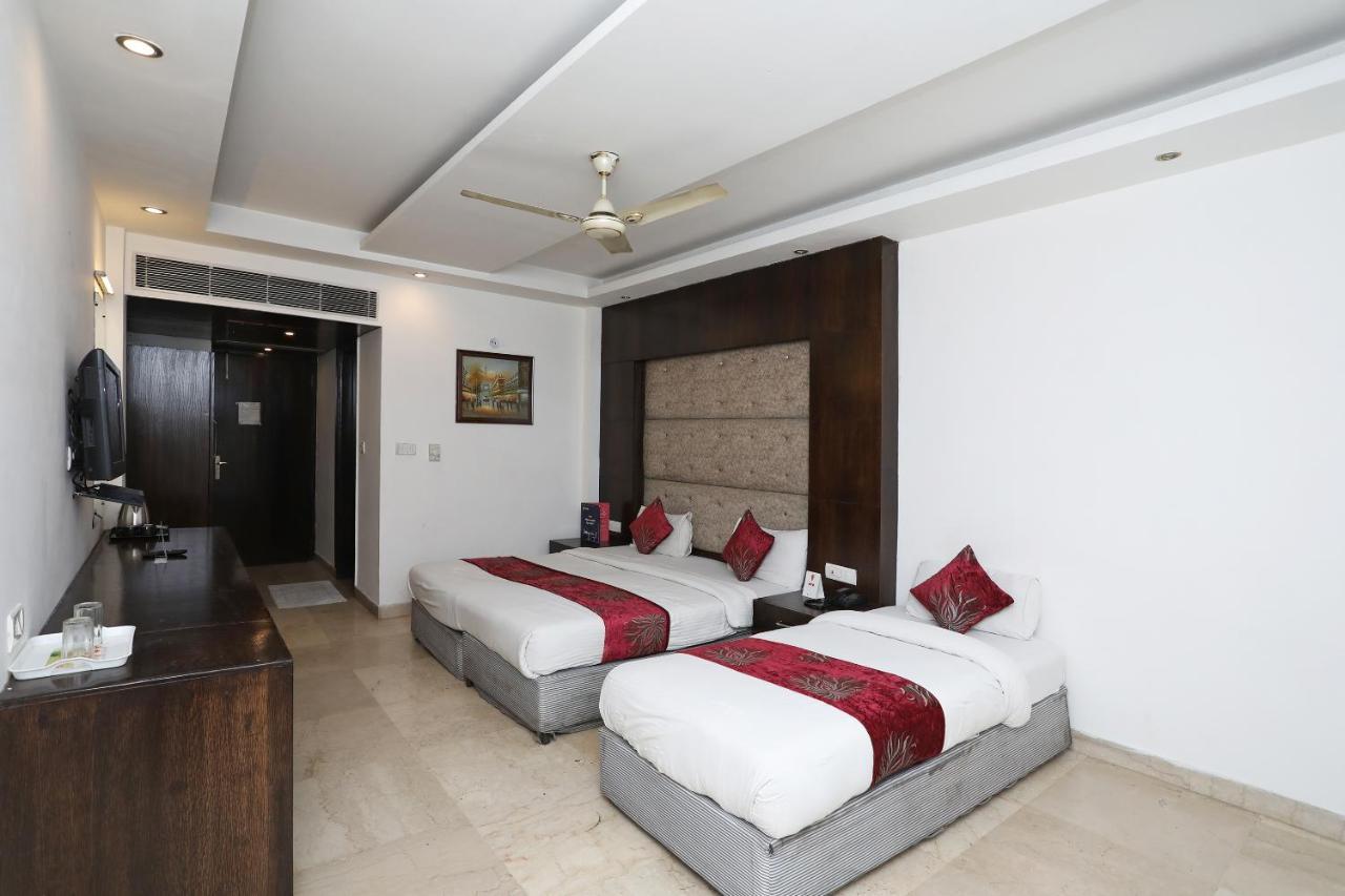 Hotel City Height - Delhi Ncr Id Not Accepted New Delhi Bagian luar foto