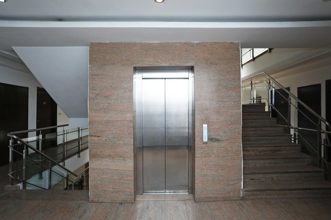 Hotel City Height - Delhi Ncr Id Not Accepted New Delhi Bagian luar foto