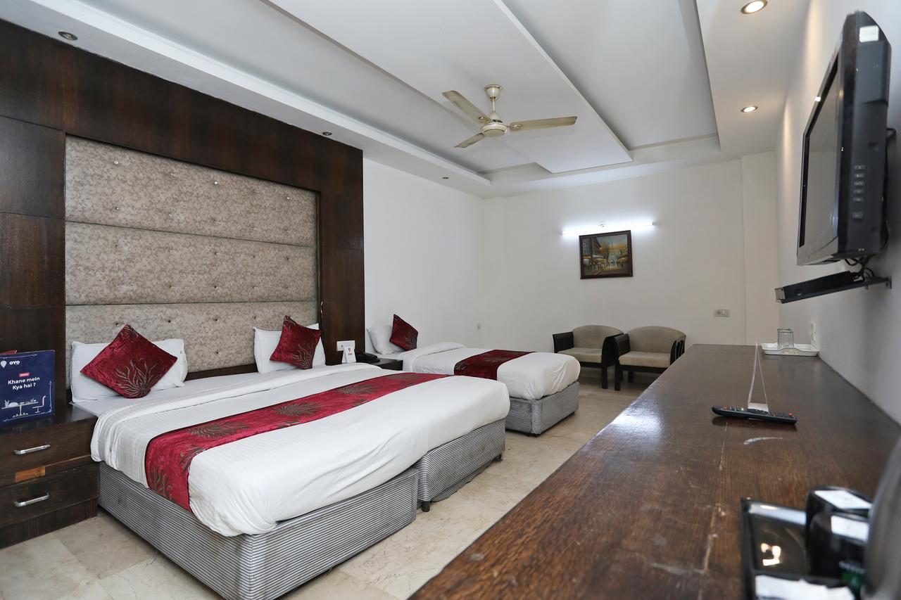 Hotel City Height - Delhi Ncr Id Not Accepted New Delhi Bagian luar foto